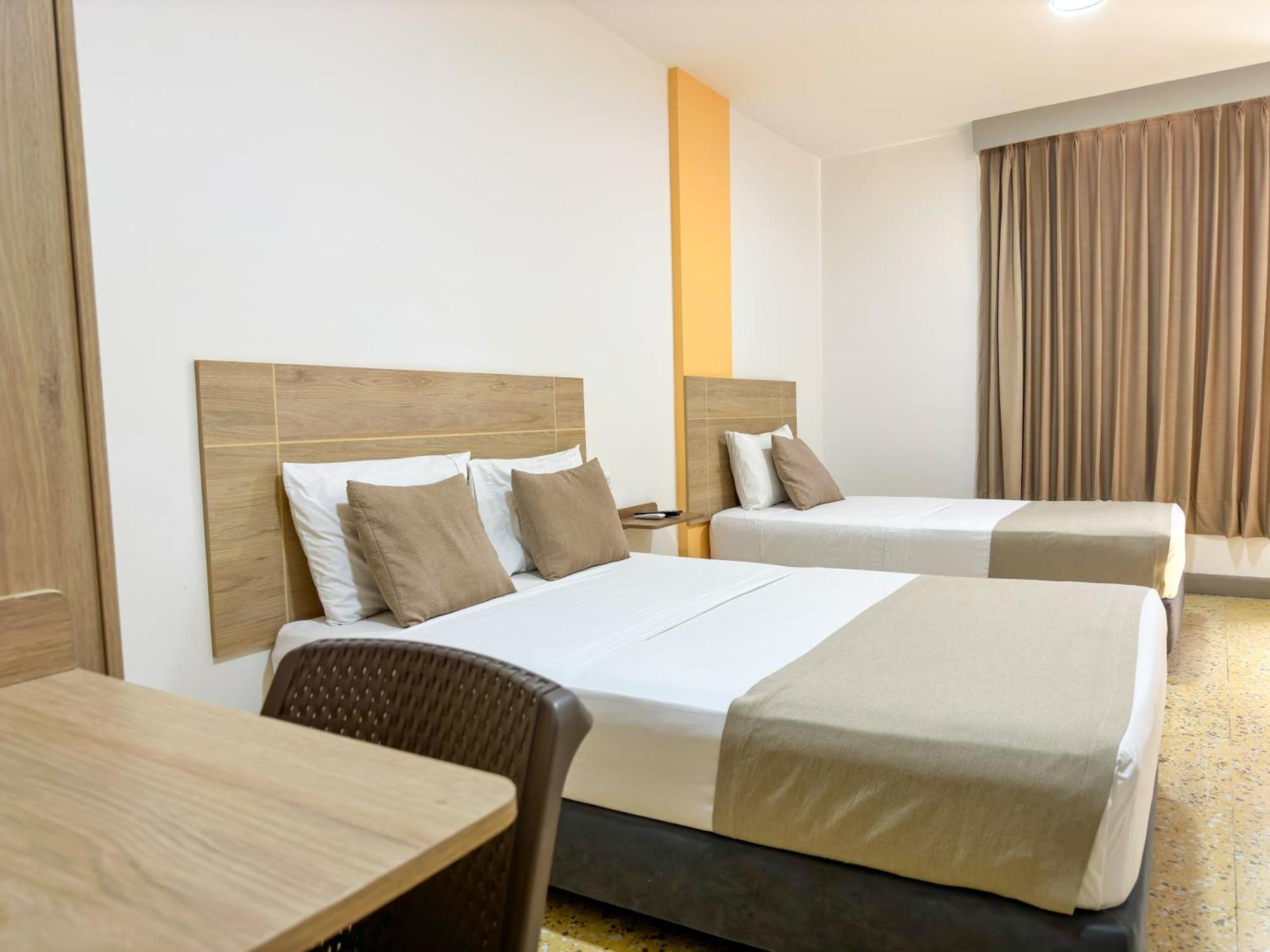 Hotel Zamay Centro Historico Санта Марта Екстериор снимка
